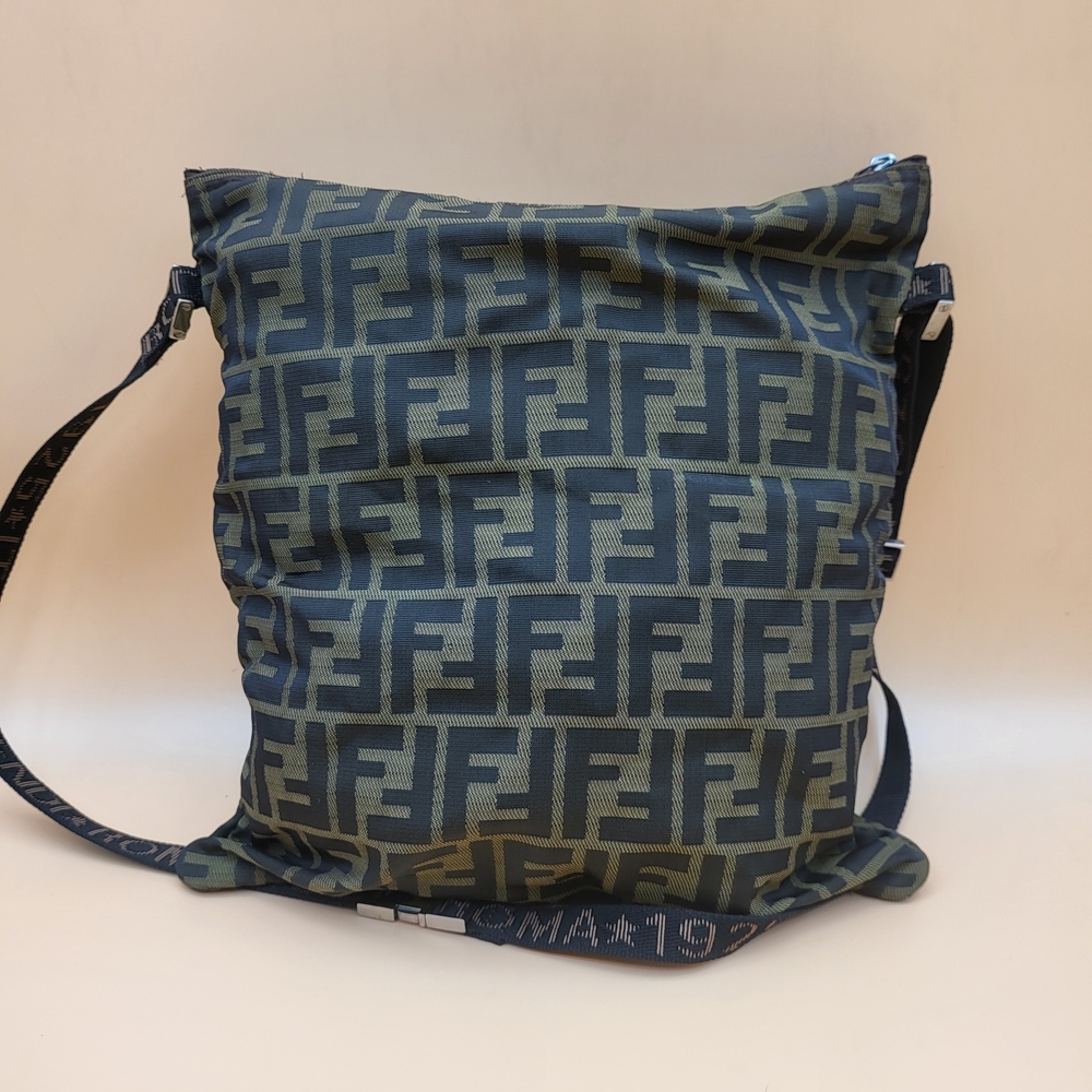 FENDI Zucca Canvas One Shoulder Crossbody Bag,, Authentic.!!! - Picture 4 of 16